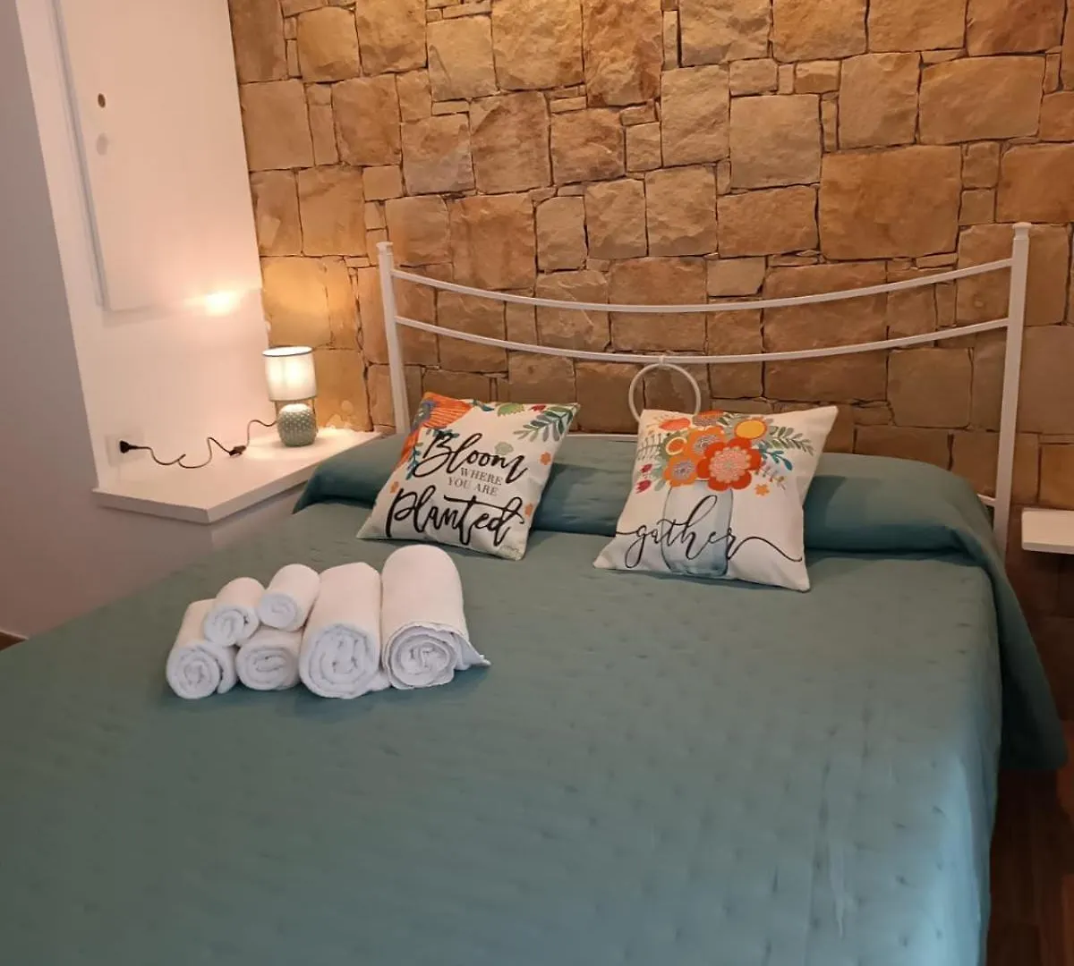 Oltremare Bed & Breakfast Cefalu